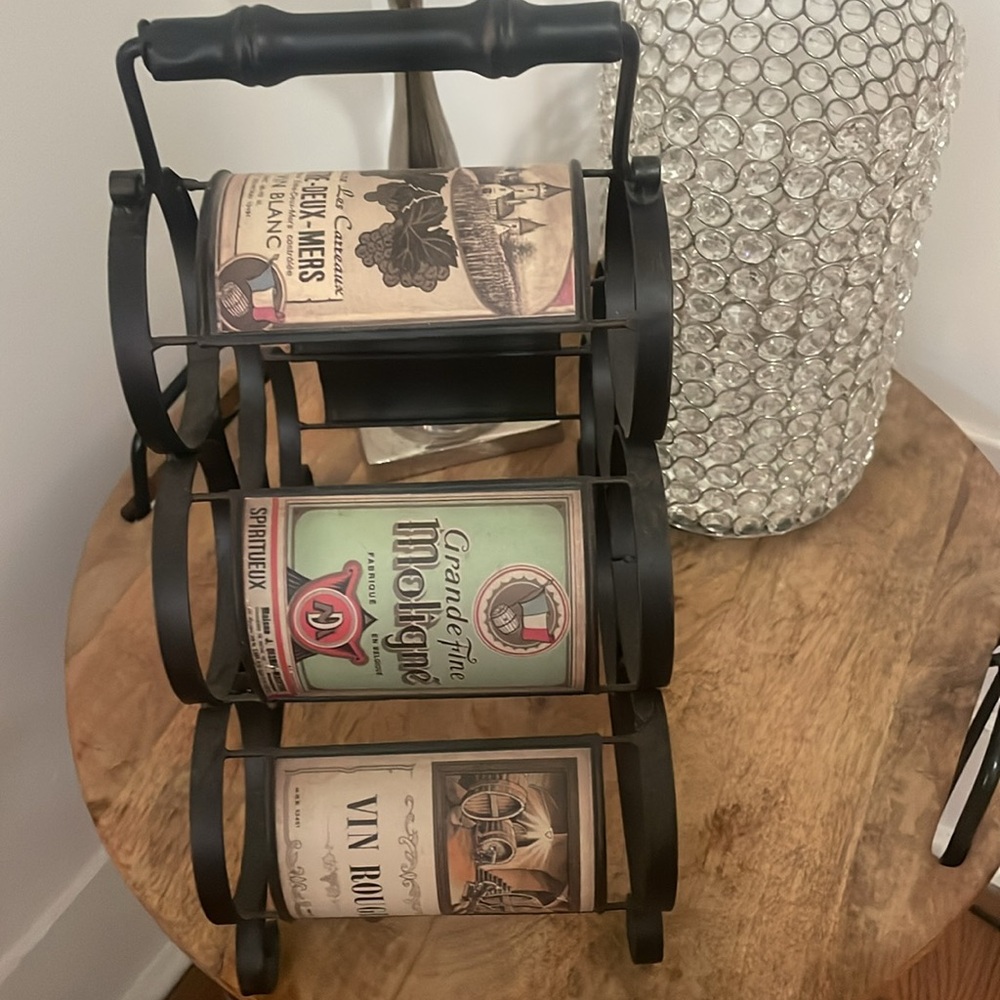 Vintage Style Wine Rack with Labels - Picture 5 of 5